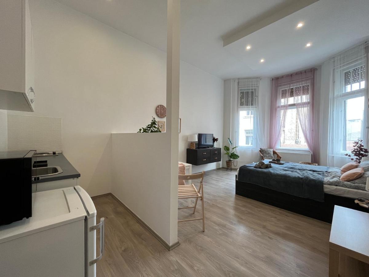 D58 Apartments In The City Center Budapest Eksteriør billede